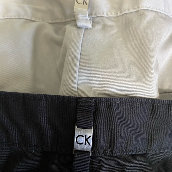 Calvin Klein Mens Golf Shorts set of 2 Size 40 - Picture 3 of 4